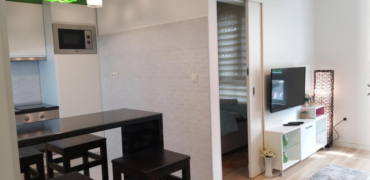 Apartman Amor Тузла Екстер'єр фото