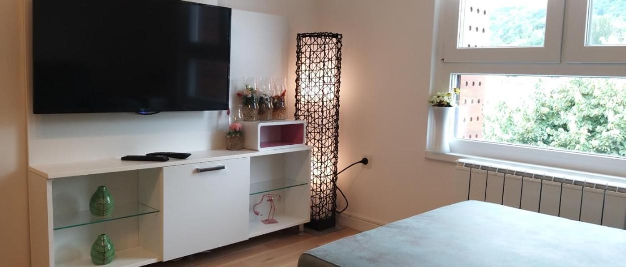 Apartman Amor Тузла Екстер'єр фото